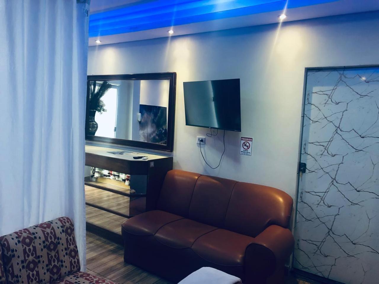 Aparthotel Flat Do Bispo Uberlândia Esterno foto