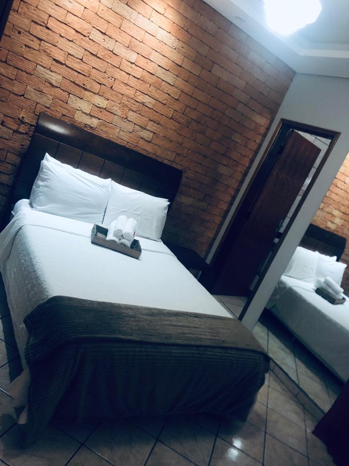 Aparthotel Flat Do Bispo Uberlândia Esterno foto